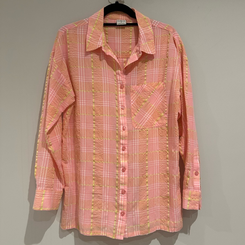 Hurley Women’s Pink Plaid Poplin Long Sleeve Button Up, Size Small, EUC